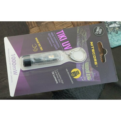 Фонарь-брелок Nitecore TIKI UV