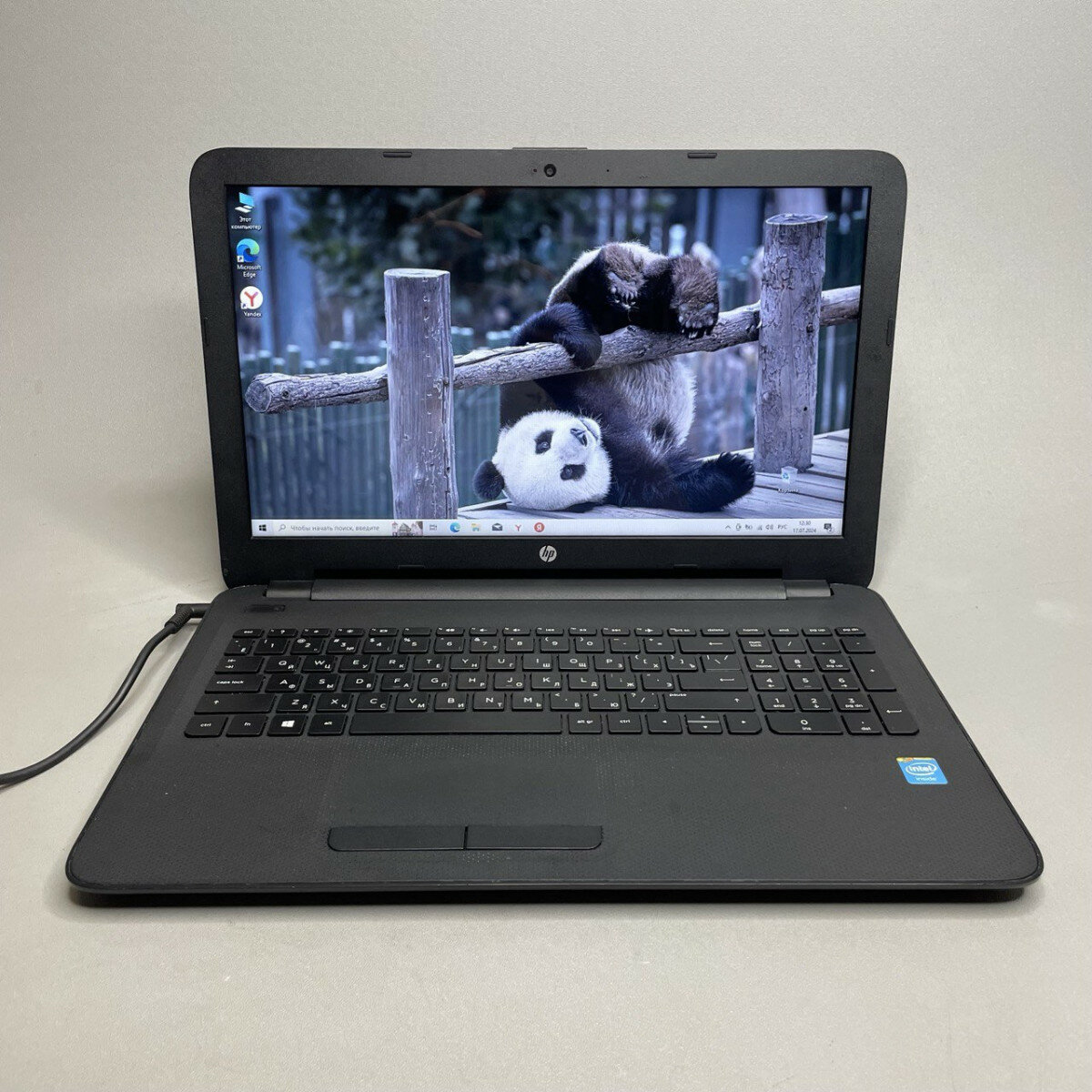 15.6" Ноутбук HP 15-ac000ur, черный
