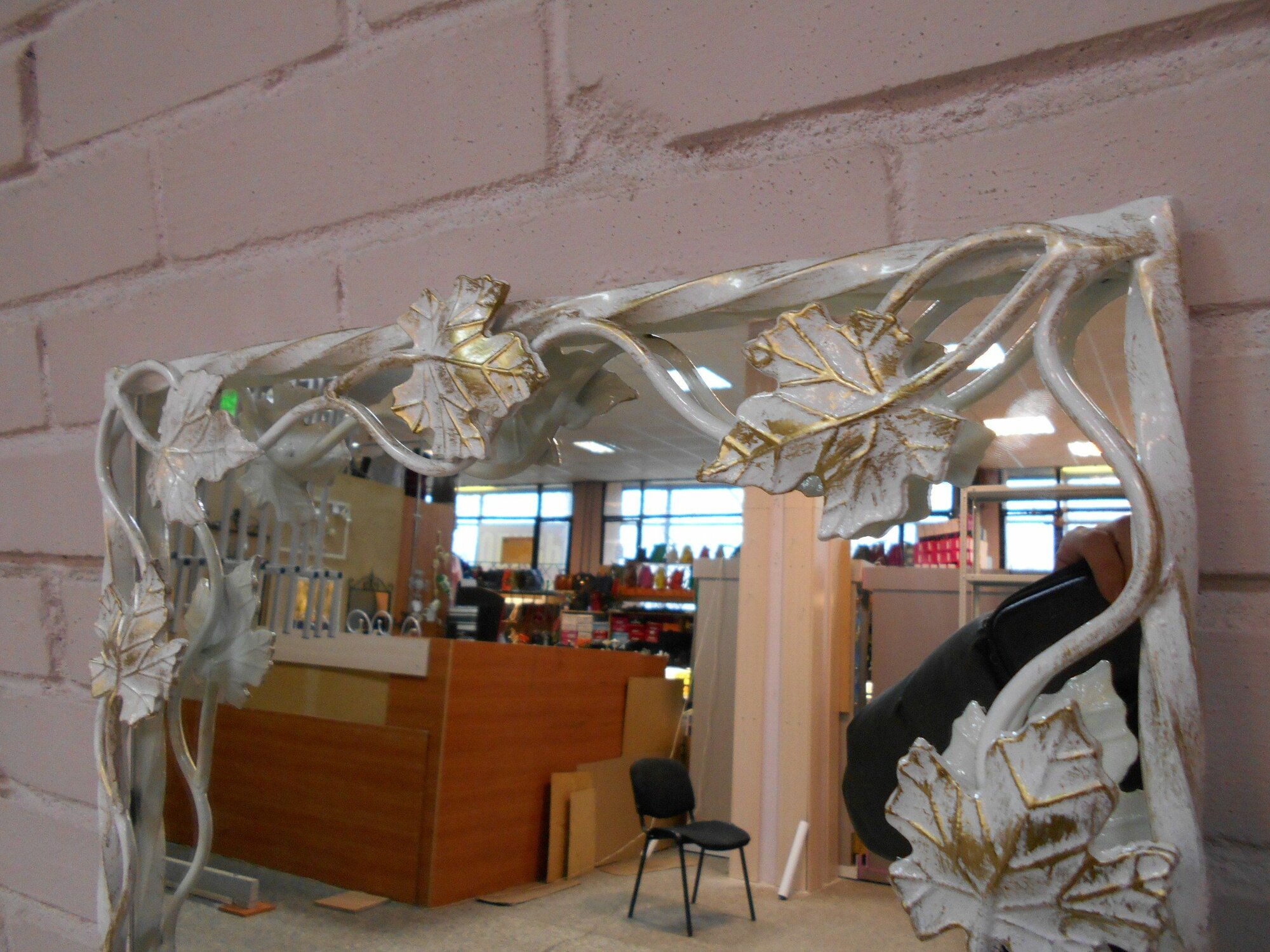 Зеркало кованое, Студия кованой мебели Нива, цвет белый/бронза — фото 1