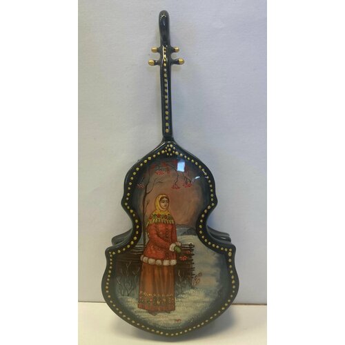 . Шкатулка-скрипка 