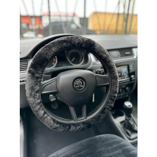 Универсальная меховая оплетка на руль из шерсти, черный