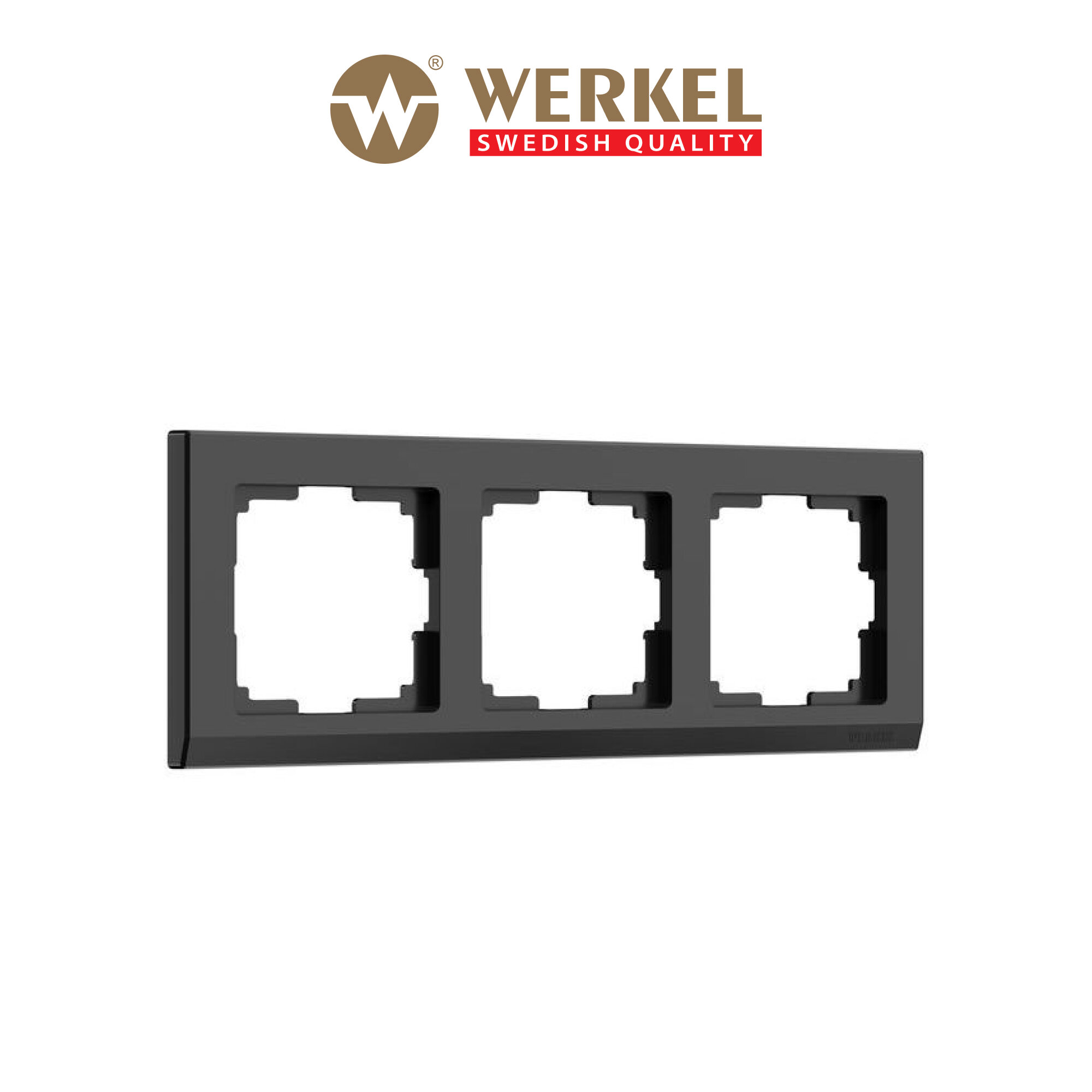 Рамка из пластика на 3 поста Werkel Stark W0031808 черный