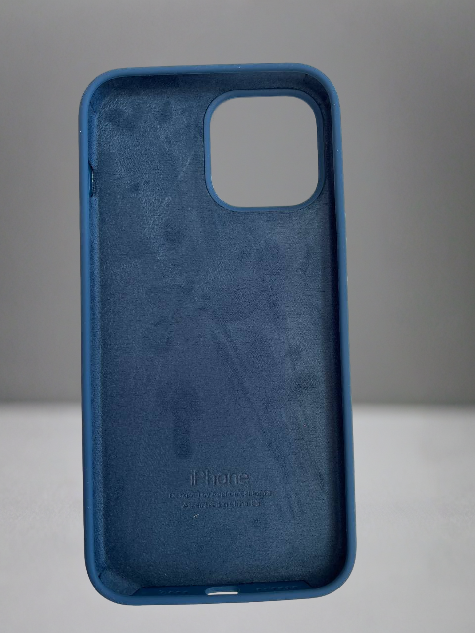 Силиконовый чехол для iPhone 16 Pro Max, с логотипом, тонкий и мягкий, — фото 1