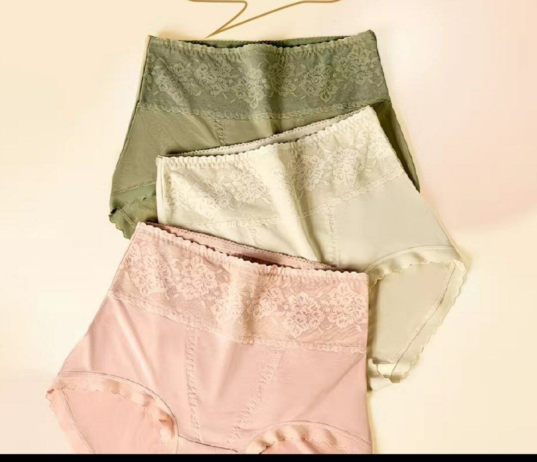 Трусы , комплект