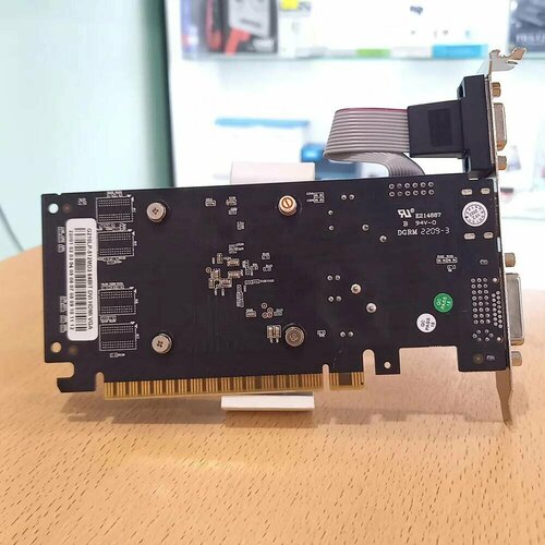 Видеокарта 512 МБ GT210 64 bit gddr3 249000₽