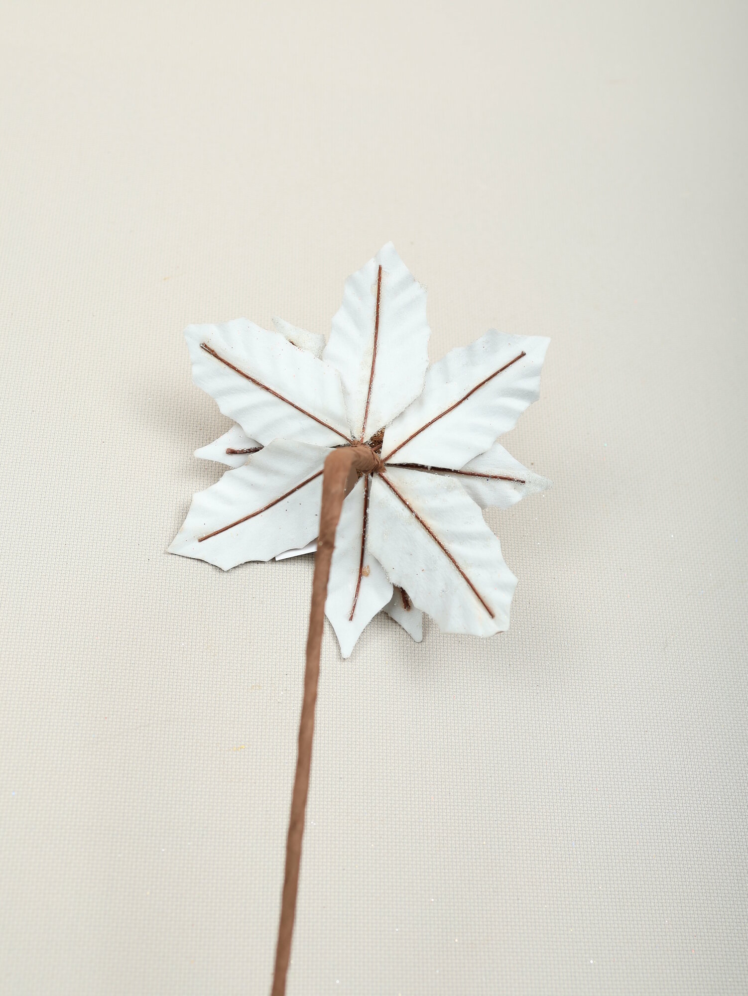 Цветок искусственный декоративный новогодний, d 9 см, цвет песочный