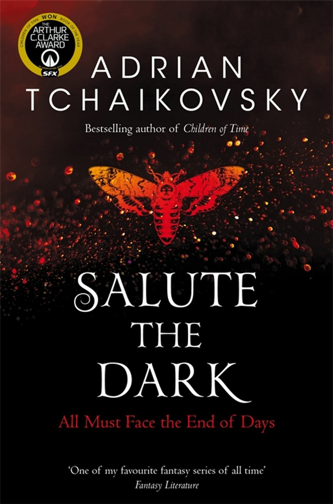 Salute the Dark / Tchaikovsky Adrian / Книга на Английском / Чайковски Адриан - фото №1
