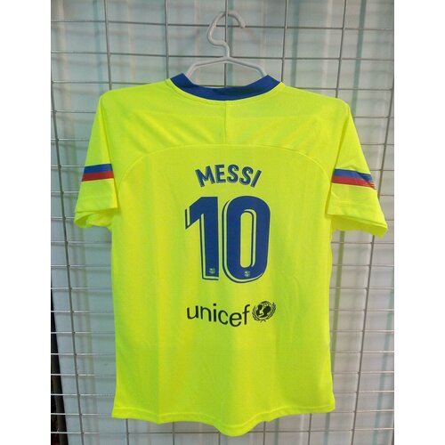 Месси размер 30 ( на 15-16 лет ) форма ( майка + шорты ) футбольного клуба Барселона ( Испания ) №10 MESSI