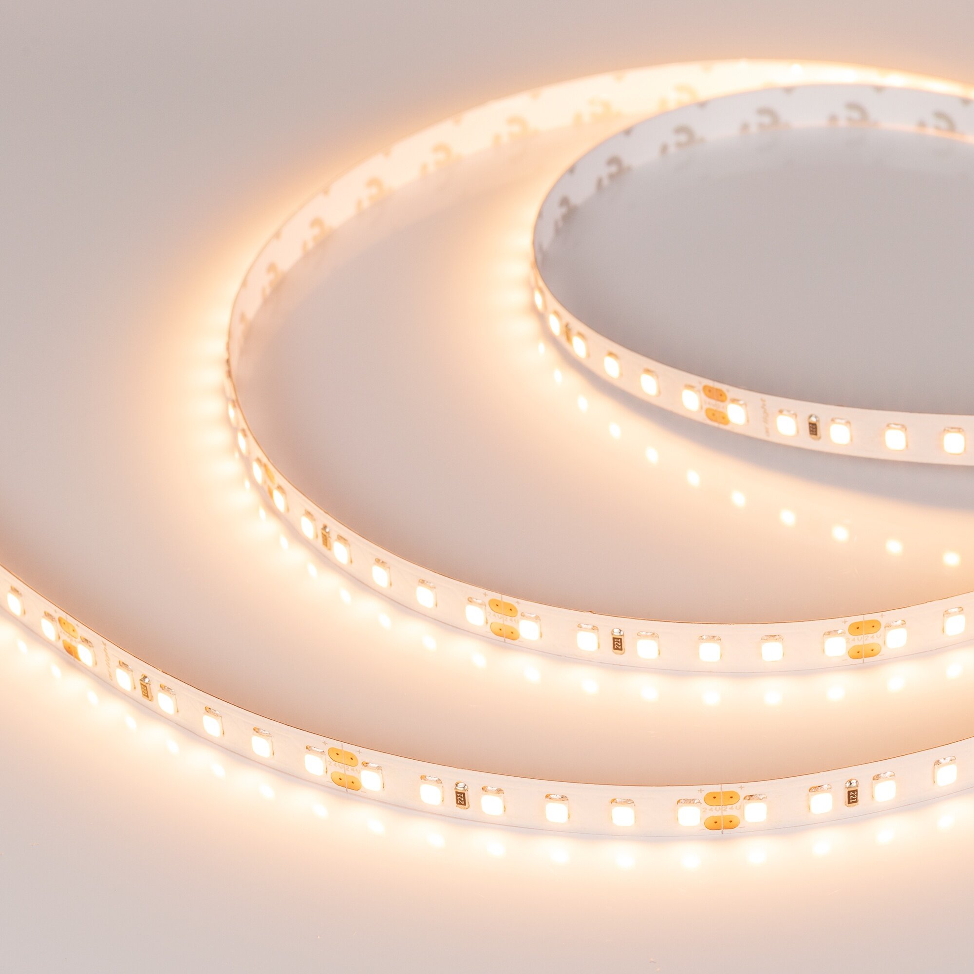 010346(2) Светодиодная Лента RT-A120-8mm 24V Warm2700 (9.6 W/m, IP20, 2835, 5m) (Arlight, -)