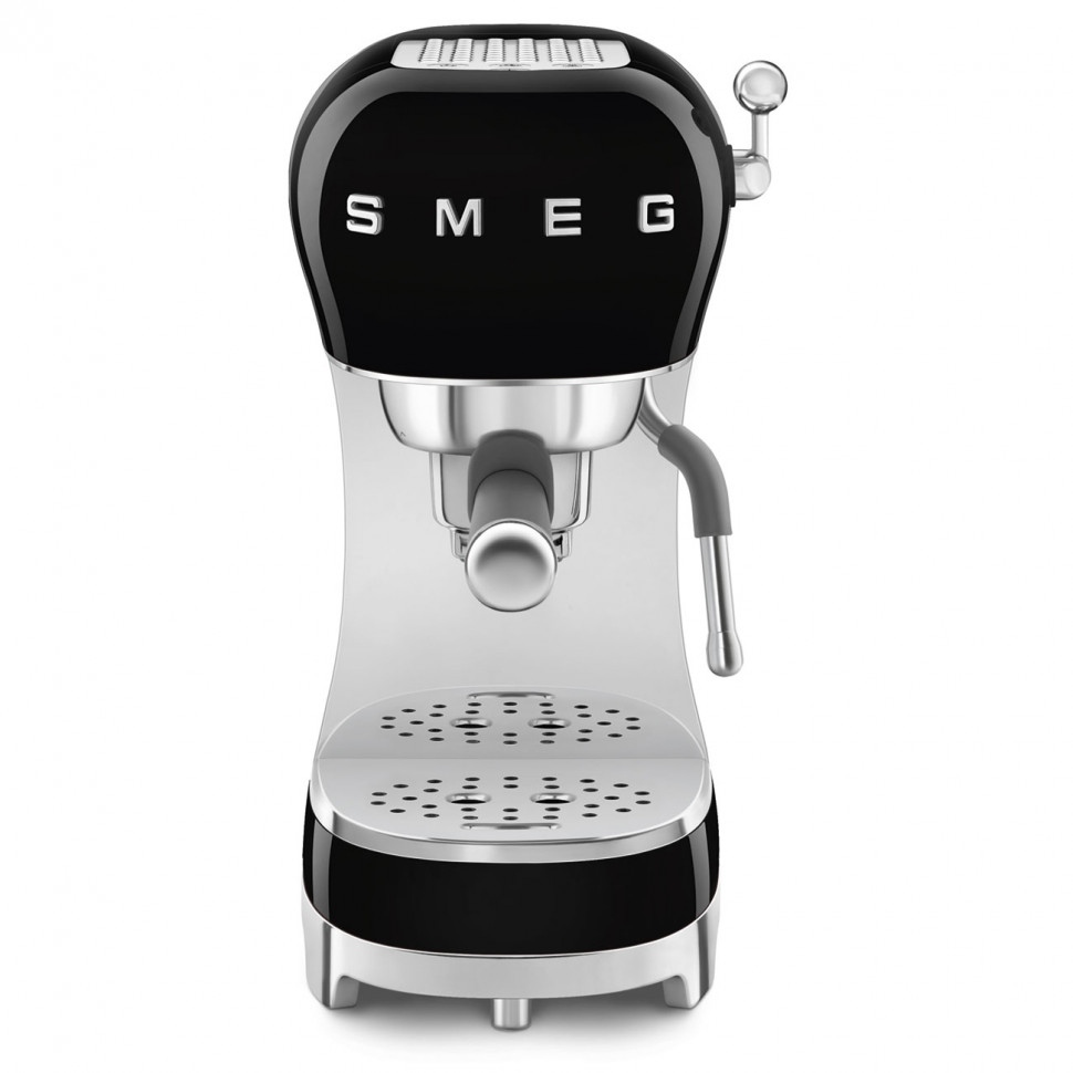 Кофеварка рожковая Smeg ECF01, черный