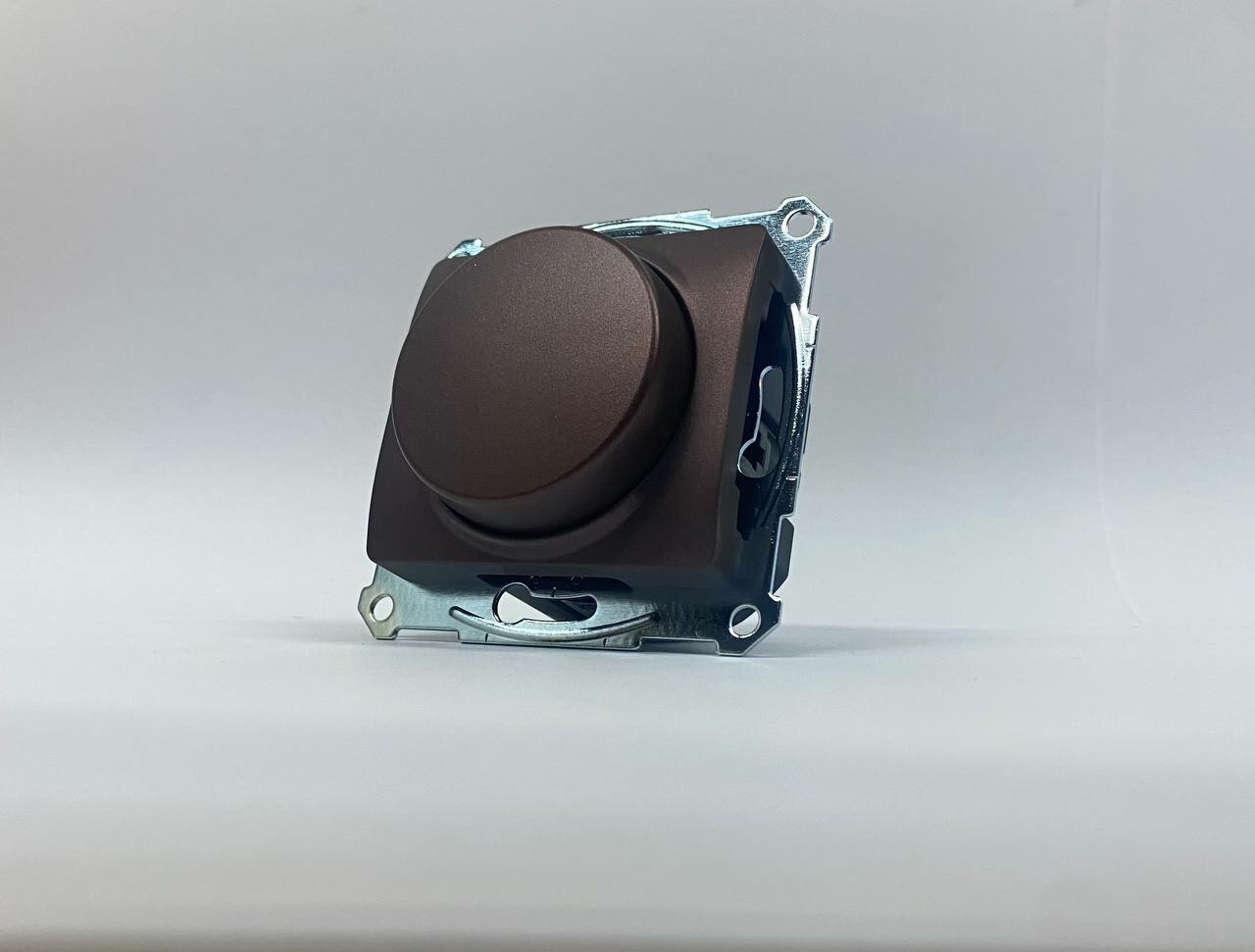Светорегулятор поворотно-нажимной LED RC 315Вт Systeme Electric (Schneider Electric) Glossa, баклажановый - фото №8