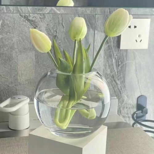 Ваза стеклянная прозрачная 13 см / Ваза для интерьера, для декора