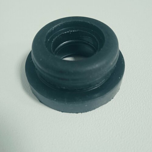 Втулка бачка ГТЦ арт 2108-3505092-01 для ам ВАЗ-2108-15 ГАЗ-3302УМЗ-4216 210₽