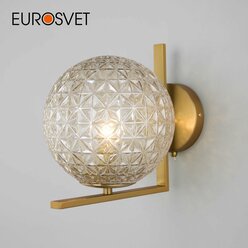 Бра / Настенный светильник Eurosvet Shape 70131/1, E14, 60 Вт, с выключателем, цвет латунь