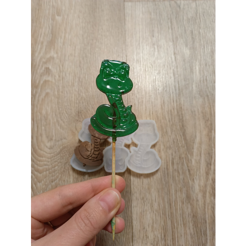 Молд для шоколада змея 6 см