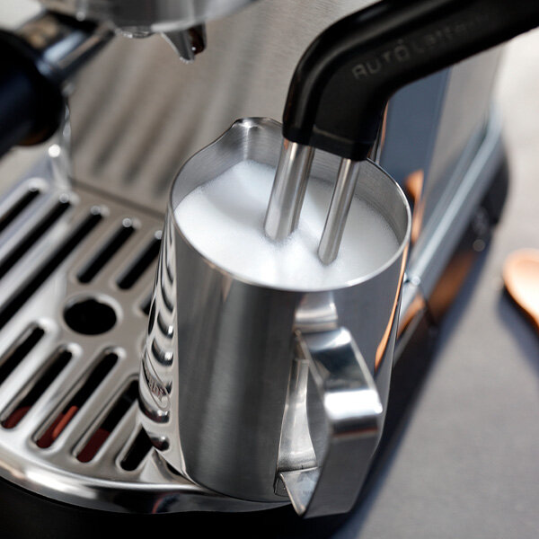 Кофеварка Delonghi ЕС950, 1450 Вт, рожковая система, серебристый — фото 1