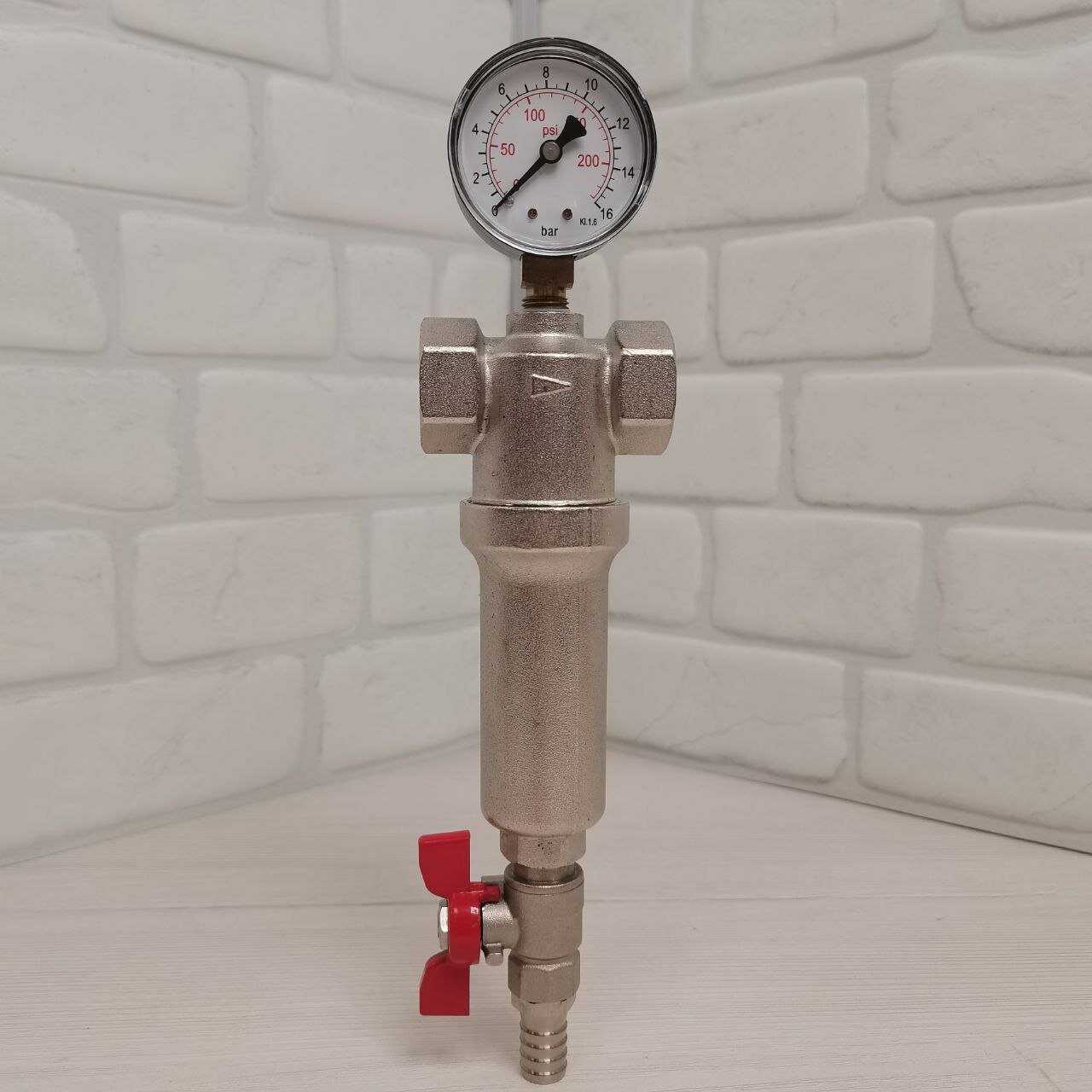 Самопромывной фильтр механической очистки VERPAT с манометром для холодной и горячей воды присоединение 20мм (3/4 дюйма) никелированная латунь