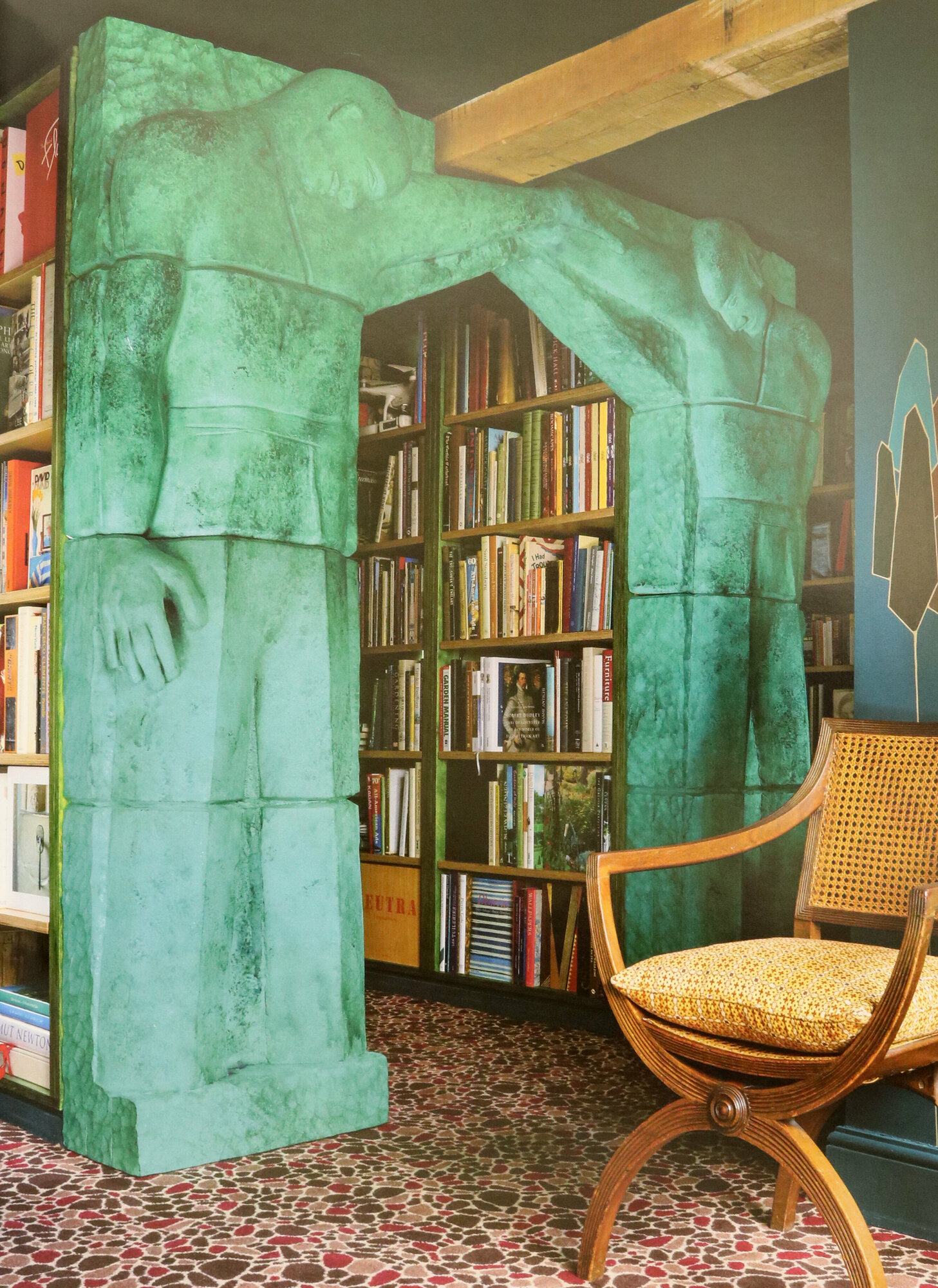 Rooms with History. Interiors and their Inspirations - фото №5