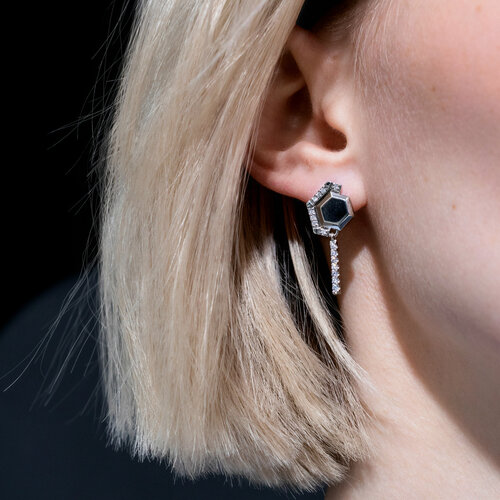 Серьги tiss, серебро, 925 проба, родирование, фианит, серебряный, серый