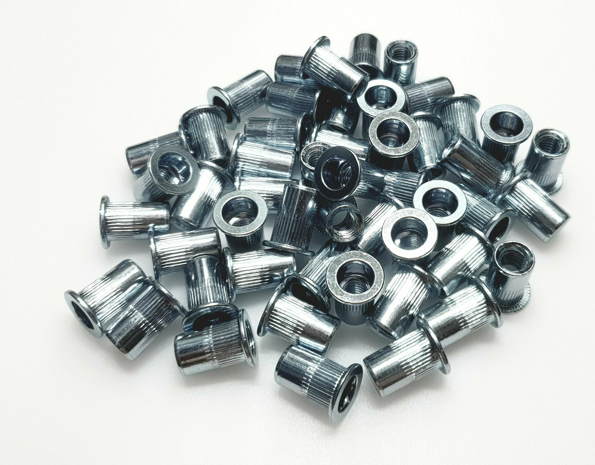 фото Заклепка резьбовая М 6 стандартный борт, 50 шт.