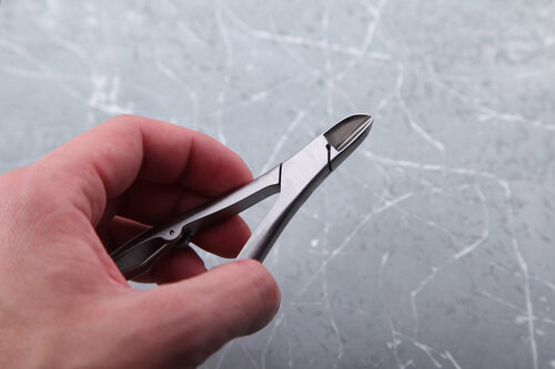 Маникюрные ножницы ZWILLING 42457-101 TWINOX Redesign, серебристый Henckels - фото №13