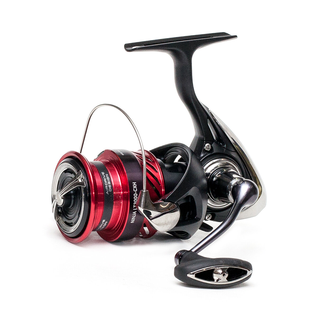 Катушка безынерционная Daiwa 23 NINJA LT 3000-CXH, цвет черно-красный