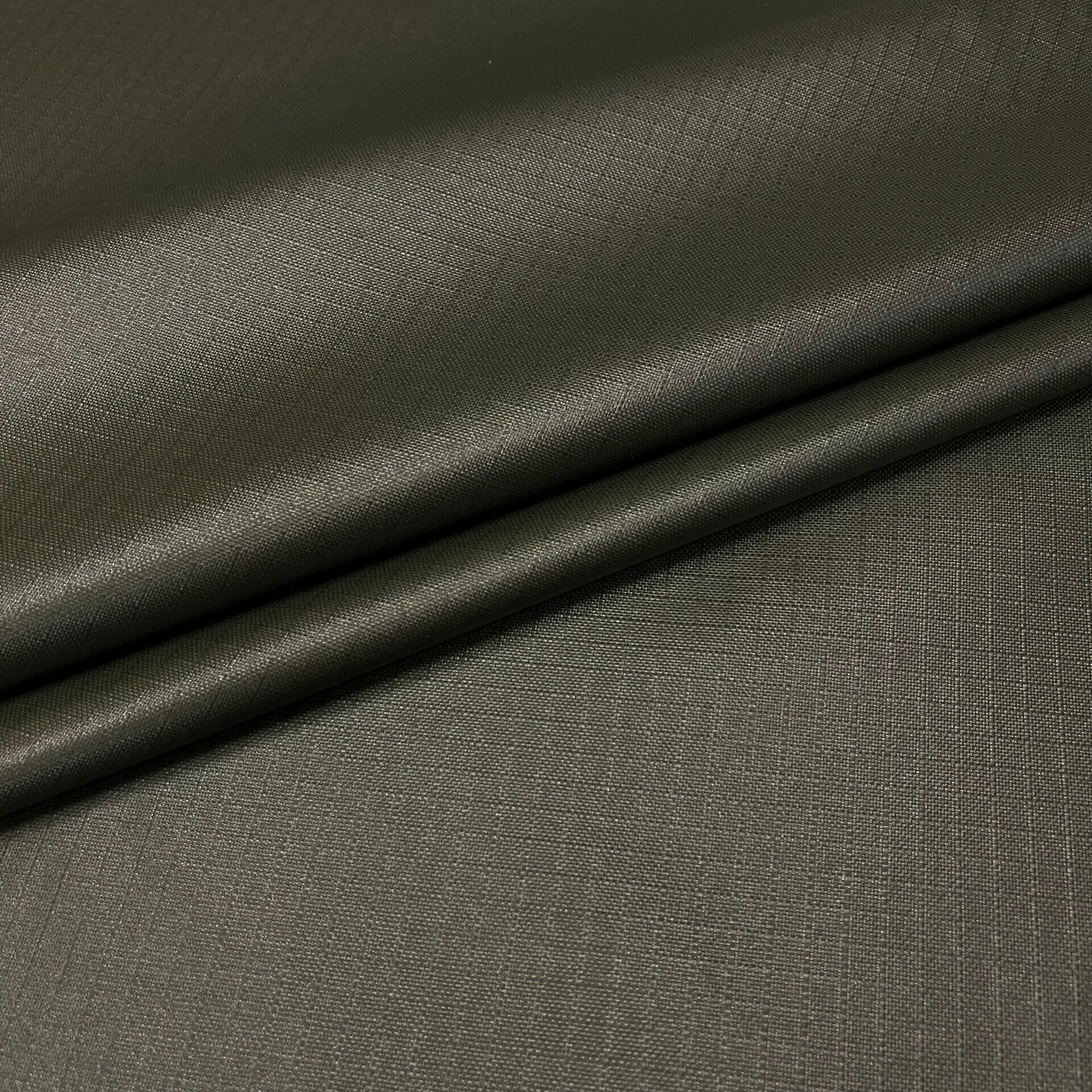 фото Ткань Оксфорд 600 Рип-Стоп PU 1000 220 гр гладь Красный 145-150 см