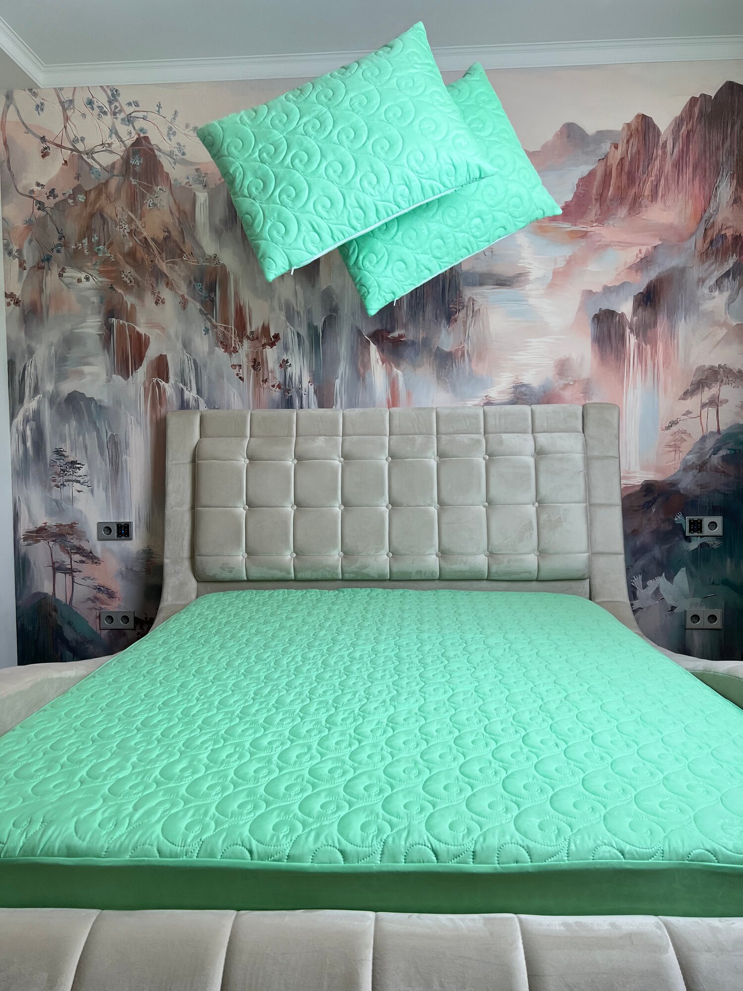 Наперник INVA защитный стеганный с молнией 50 х 70 см   салатовый