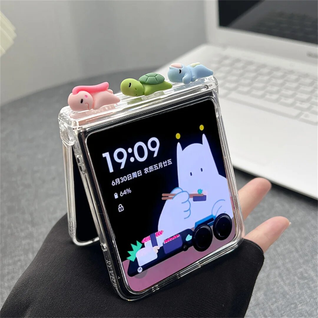Чехол для Galaxy Flip7 с фигурками кролика, черепахи и слона, прозрачный