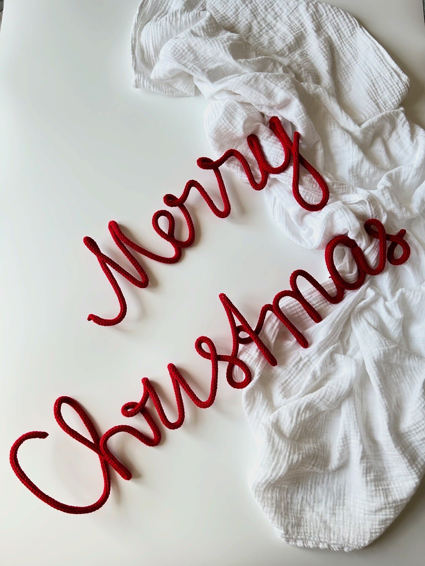 Надпись Merry Christmas для новогоднего декора в технике трикотин /ручная работа /подарок на Новый год