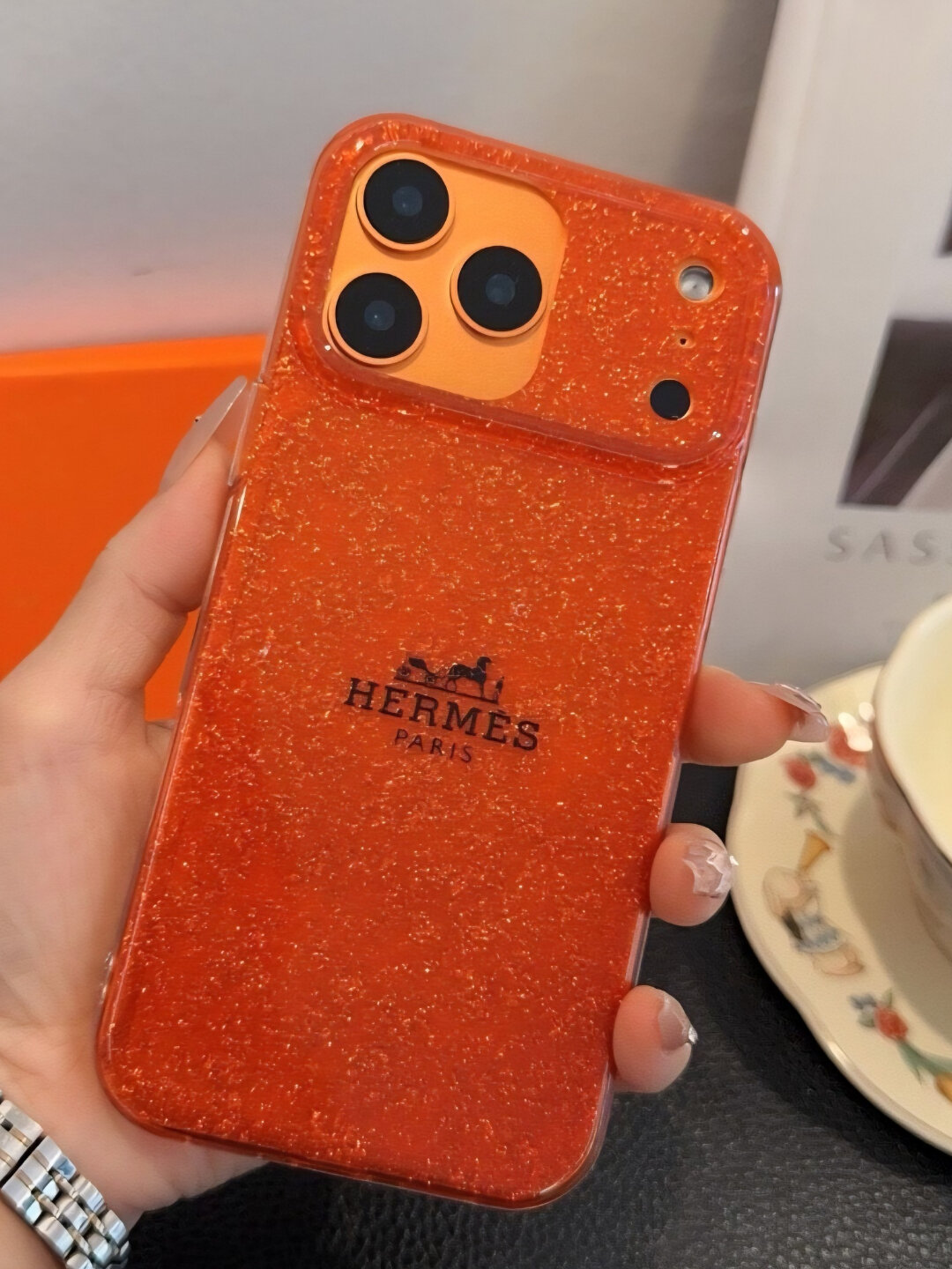 Чехол Hermès, для iPhone 17 Pro, герметичный, soft touch, оранжевый