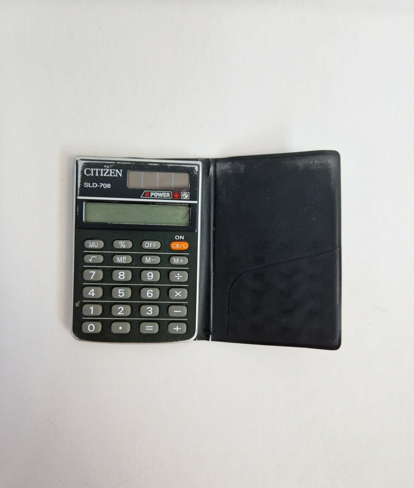 Калькулятор Citizen SLD 708 винтажный, СССР. Карманная модель в кожаном чехле