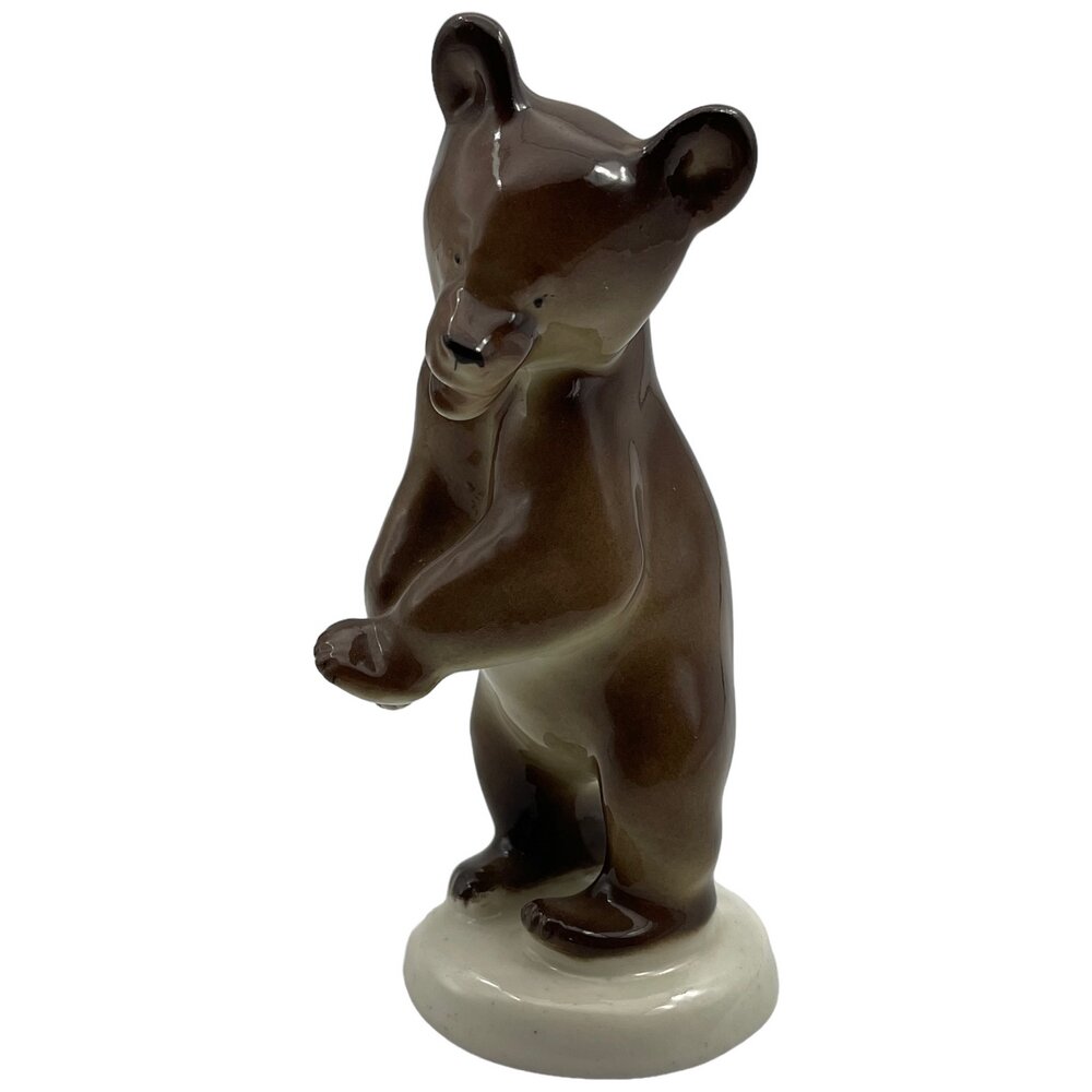 фото Фарфоровая статуэтка "Бурый медвежонок" 1970-1986 гг. Воробьев Б. Я. ЛФЗ, СССР (Без клейма) (Лот №3)