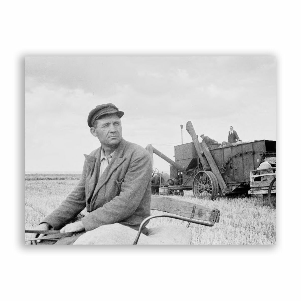 Советский постер, плакат на бумаге / Советские рабочие / Размер 40 x 53 см