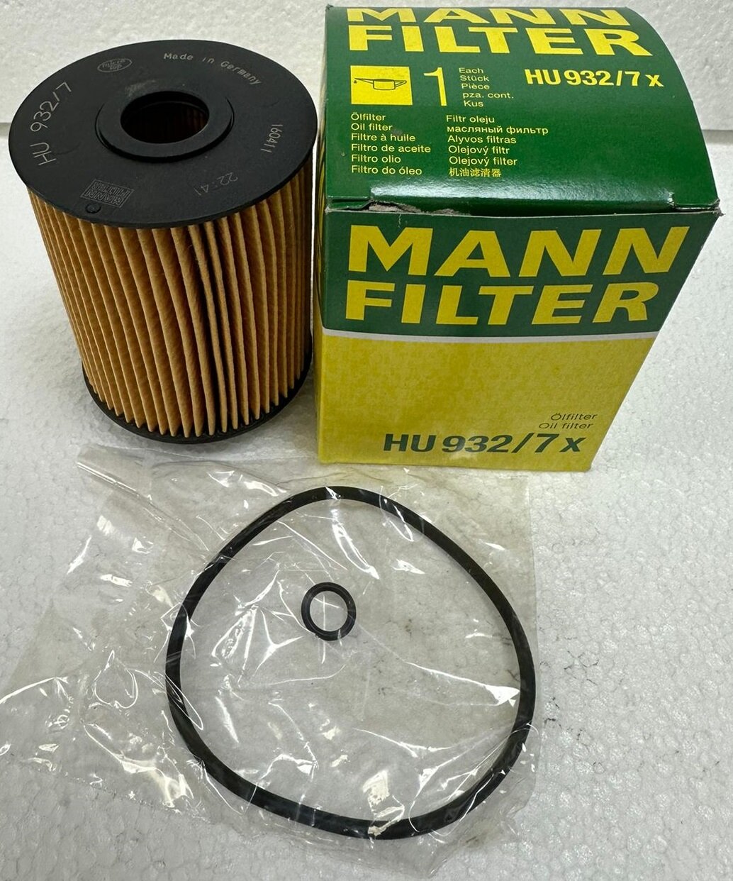 Фильтр масляный MANN-FILTER HU 932/7 X