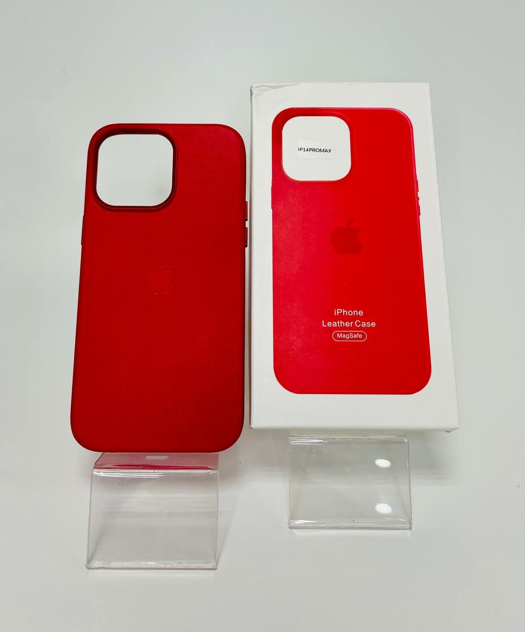 фото Кожаный чехол Leather Case для iPhone 14 Pro Max с MagSafe, Red