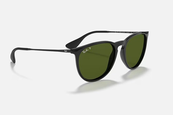 Солнцезащитные очки Ray-Ban