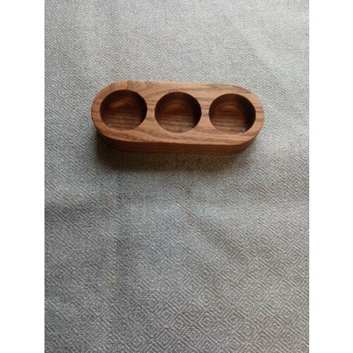 Подставка под 3 яйца деревянная