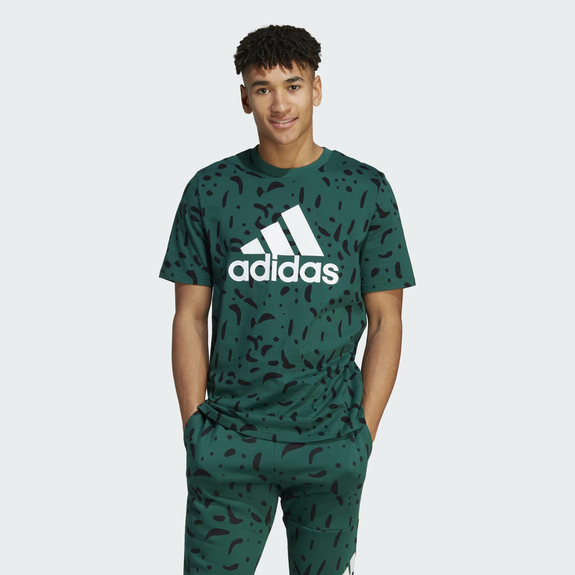 Футболка adidas