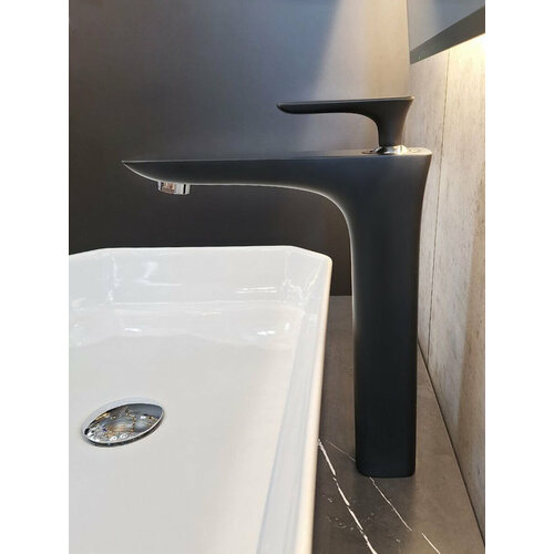 черный матовый