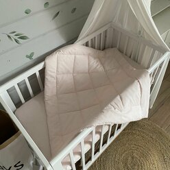 Одеяло стеганое в кроватку для новорожденного MamiBro, размер 90х110 см, 100% хлопок, бледно розовый