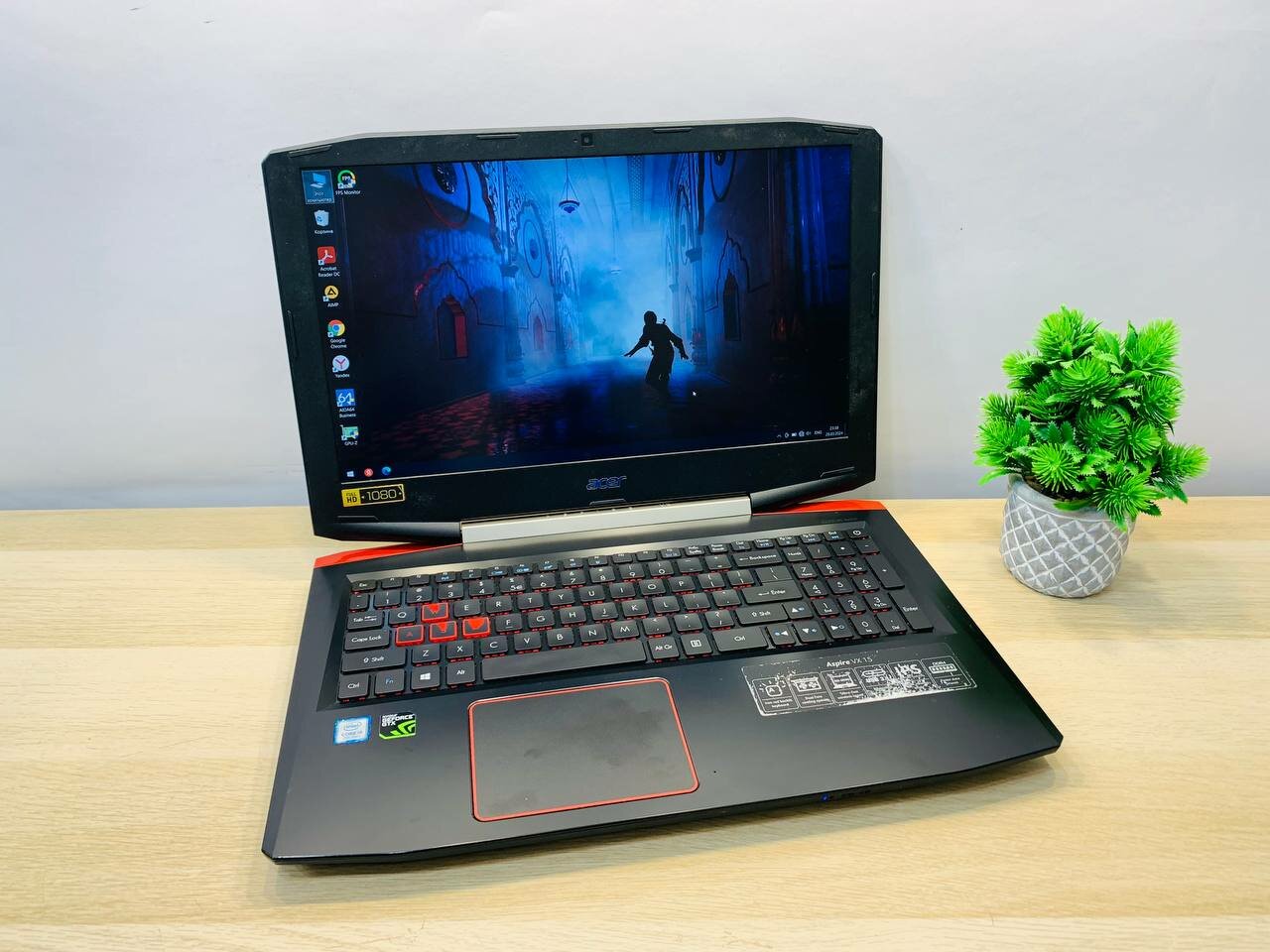 15.6" Игровой ноутбук Acer Aspire VX / Intel Core i5-7300HQ / 8 GB RAM / GeForce GTX 1050 2 Gb / 240 GB SSD