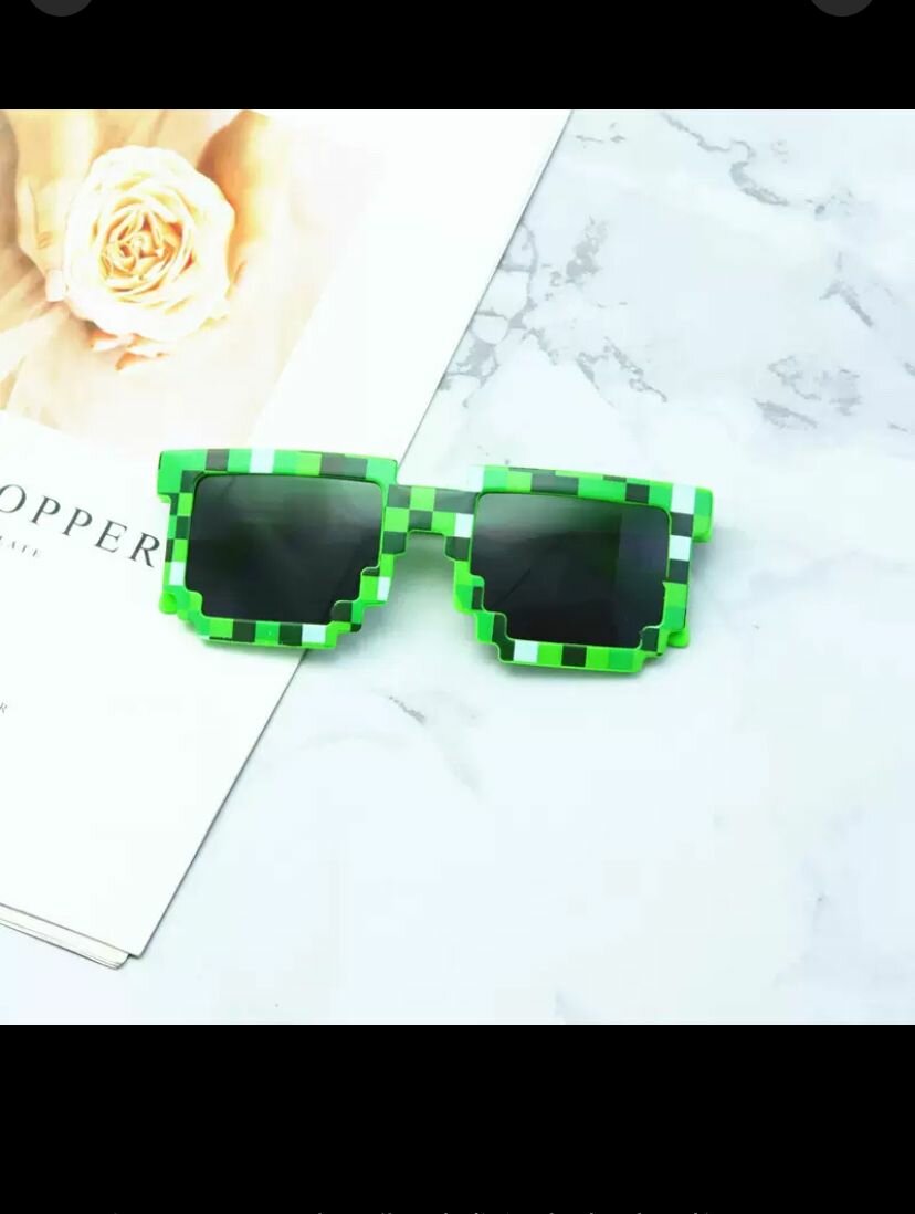 Солнцезащитные очки  зеленый