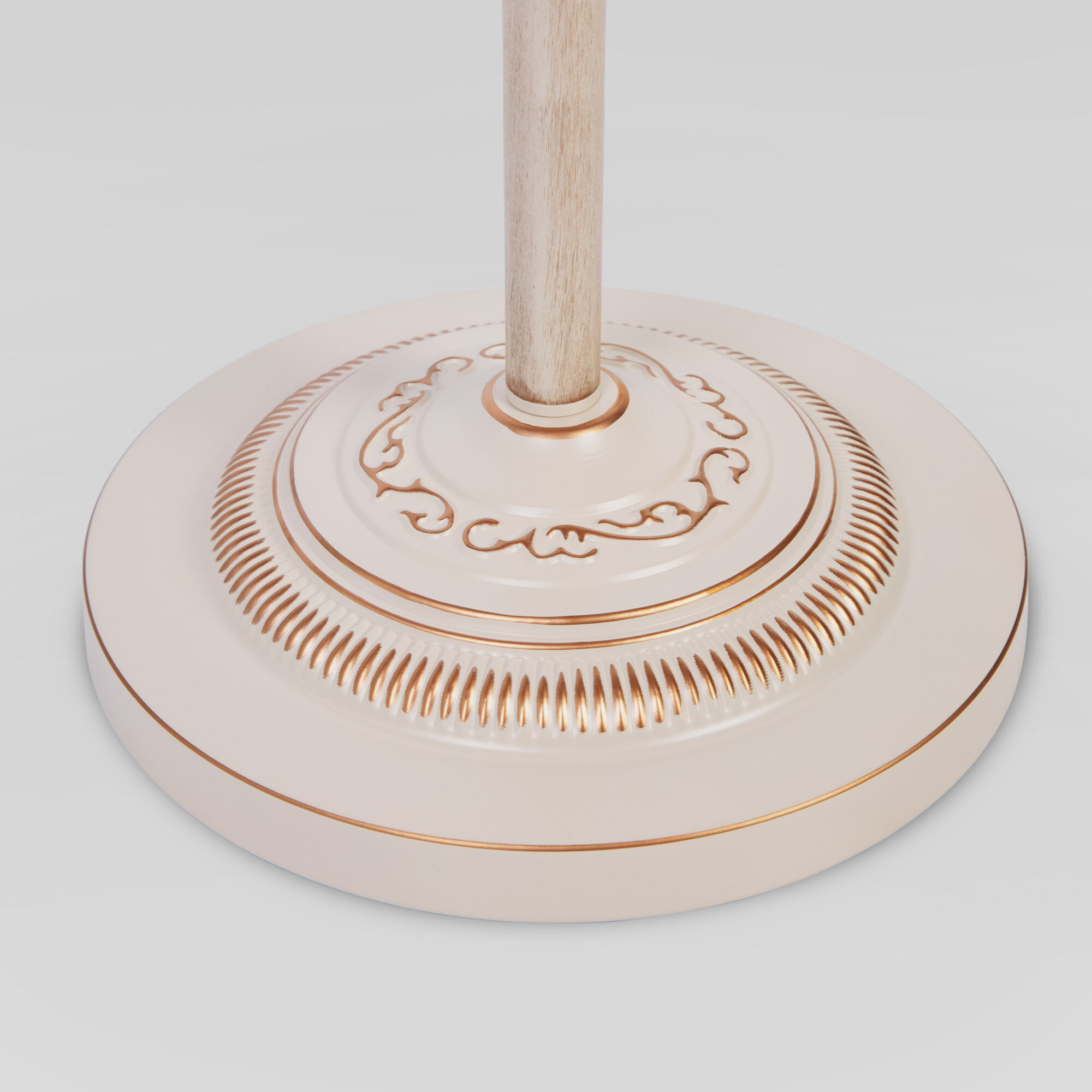 Торшер / Напольный светильник с хрусталем Eurosvet 10073/1 белый с золотом