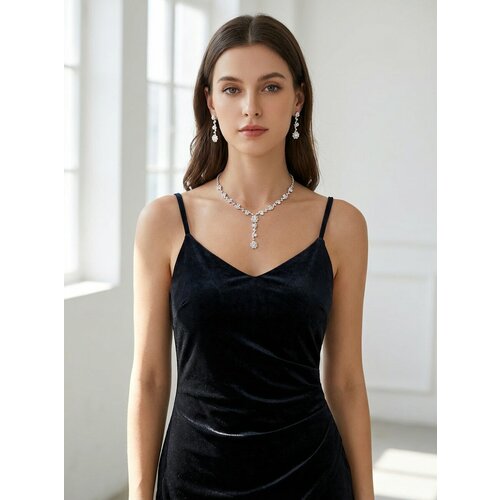 Комплект бижутерии размер кольецепочки 44 см серебристый 550₽