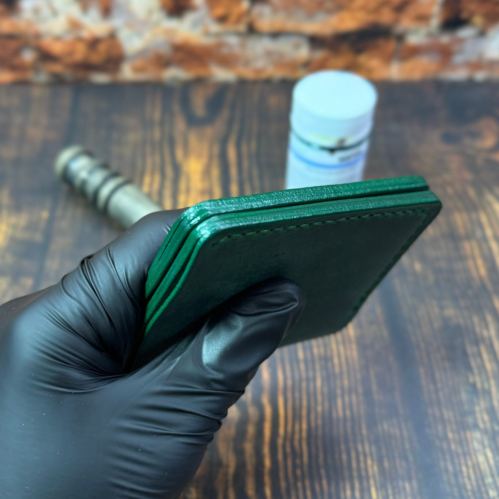 Кошелек DONE MANUALLY, фактура гладкая, зелeный — фото 1