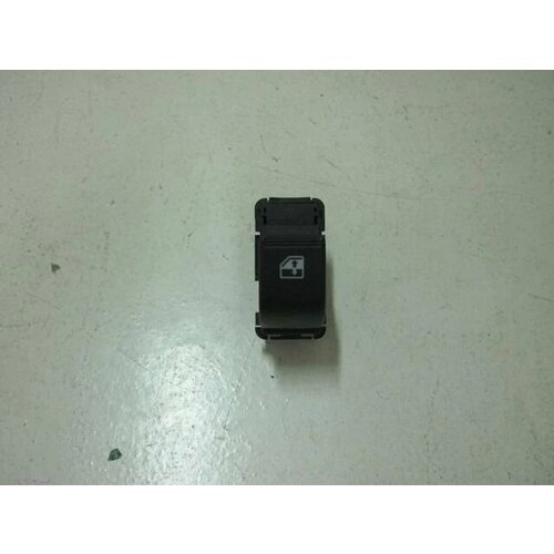 Клавиша включения стеклоподъем. 2170 (51.3769)