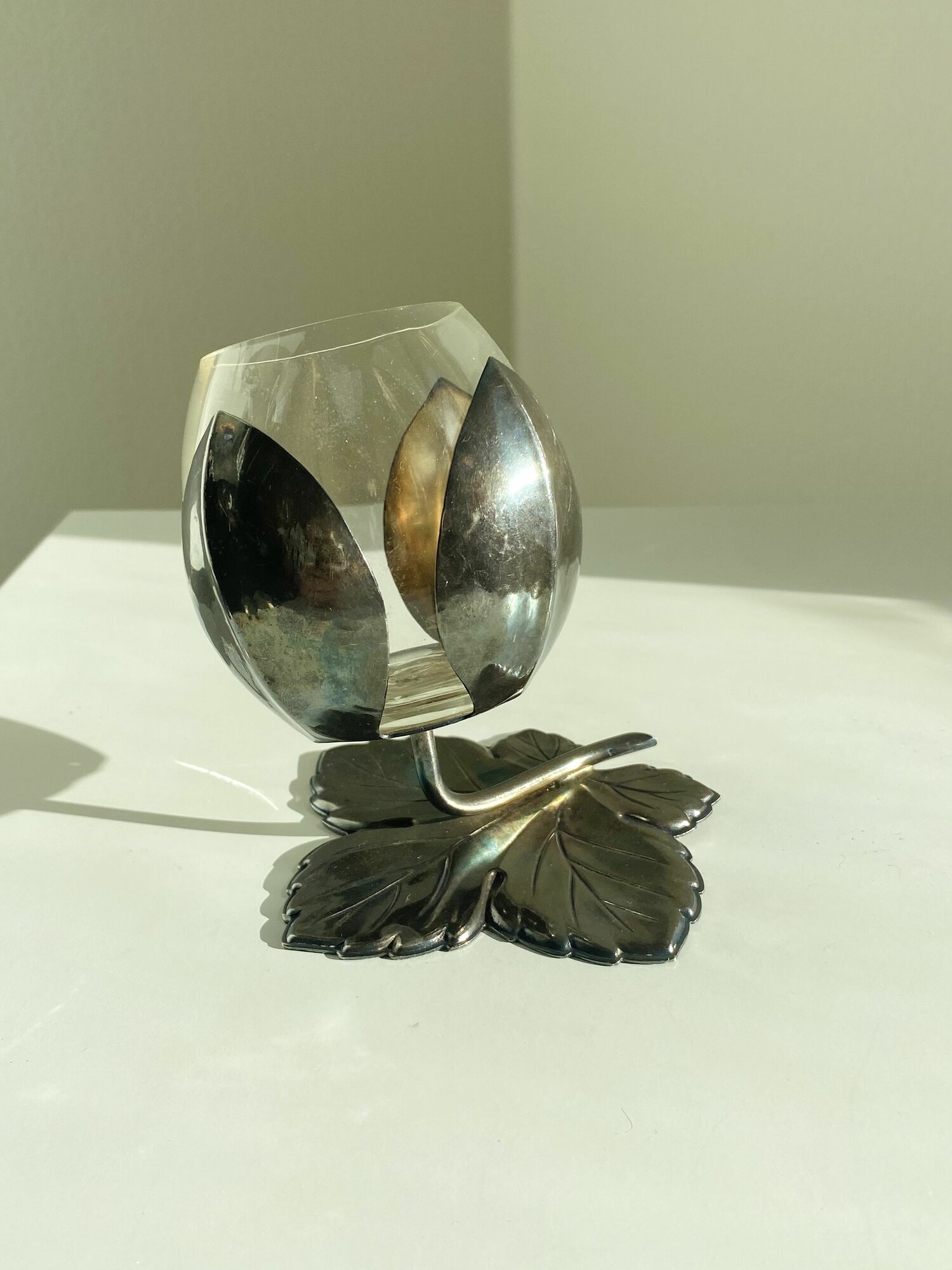 Бокал для вина "Виноградный лист" со стеклянной вставкой! Германия! Красота! от "ALPAKKA" посеребренние