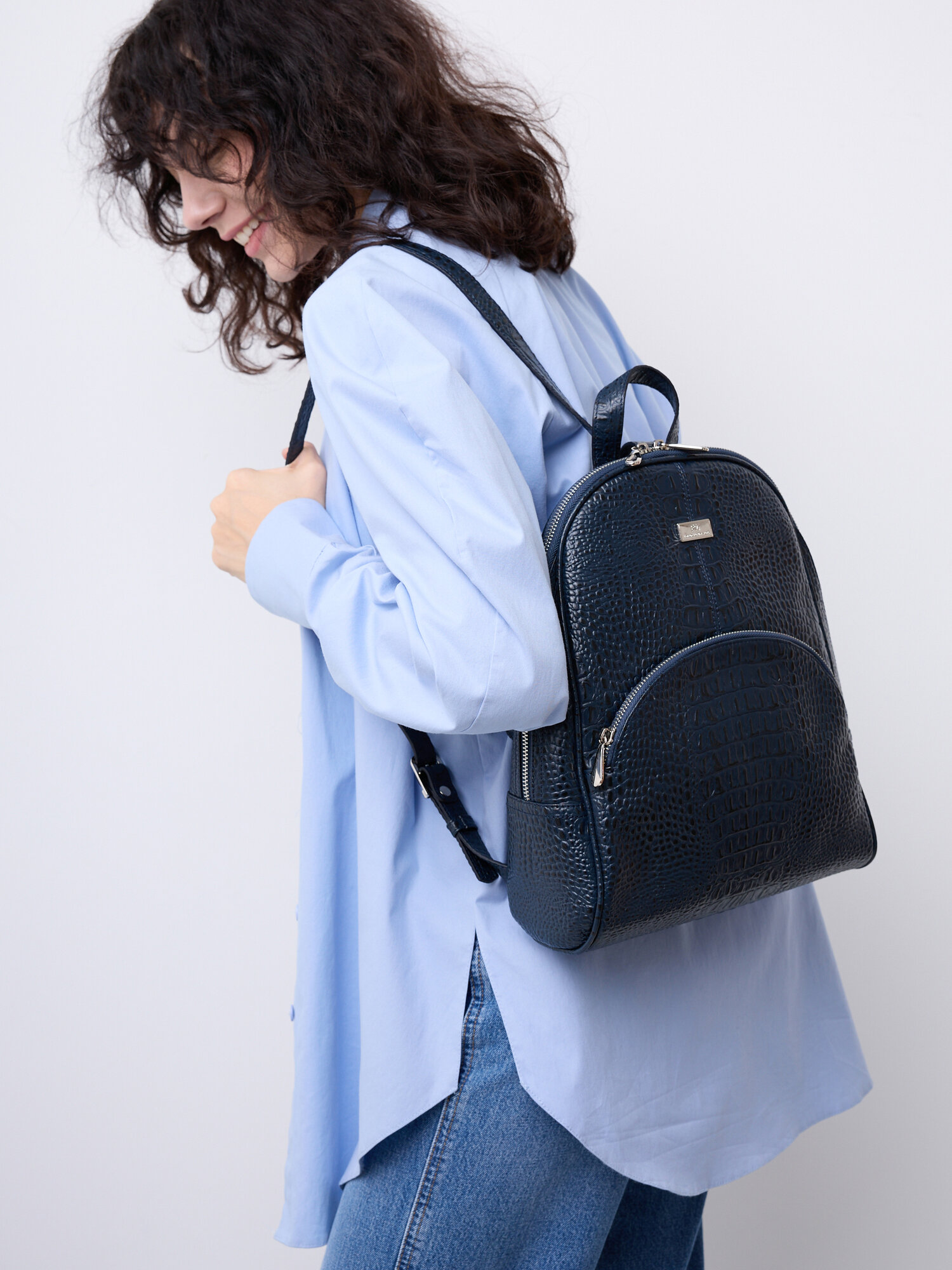 Рюкзак мессенджер Alliance Стильный, современный ,оригинальный, удобный женский рюкзак