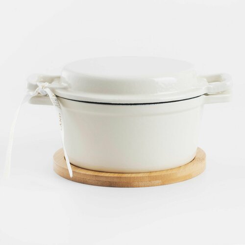 Казан 14 см 650 мл с крышкой-сковородой на подставке чугунбамбук молочный Roram 2990₽